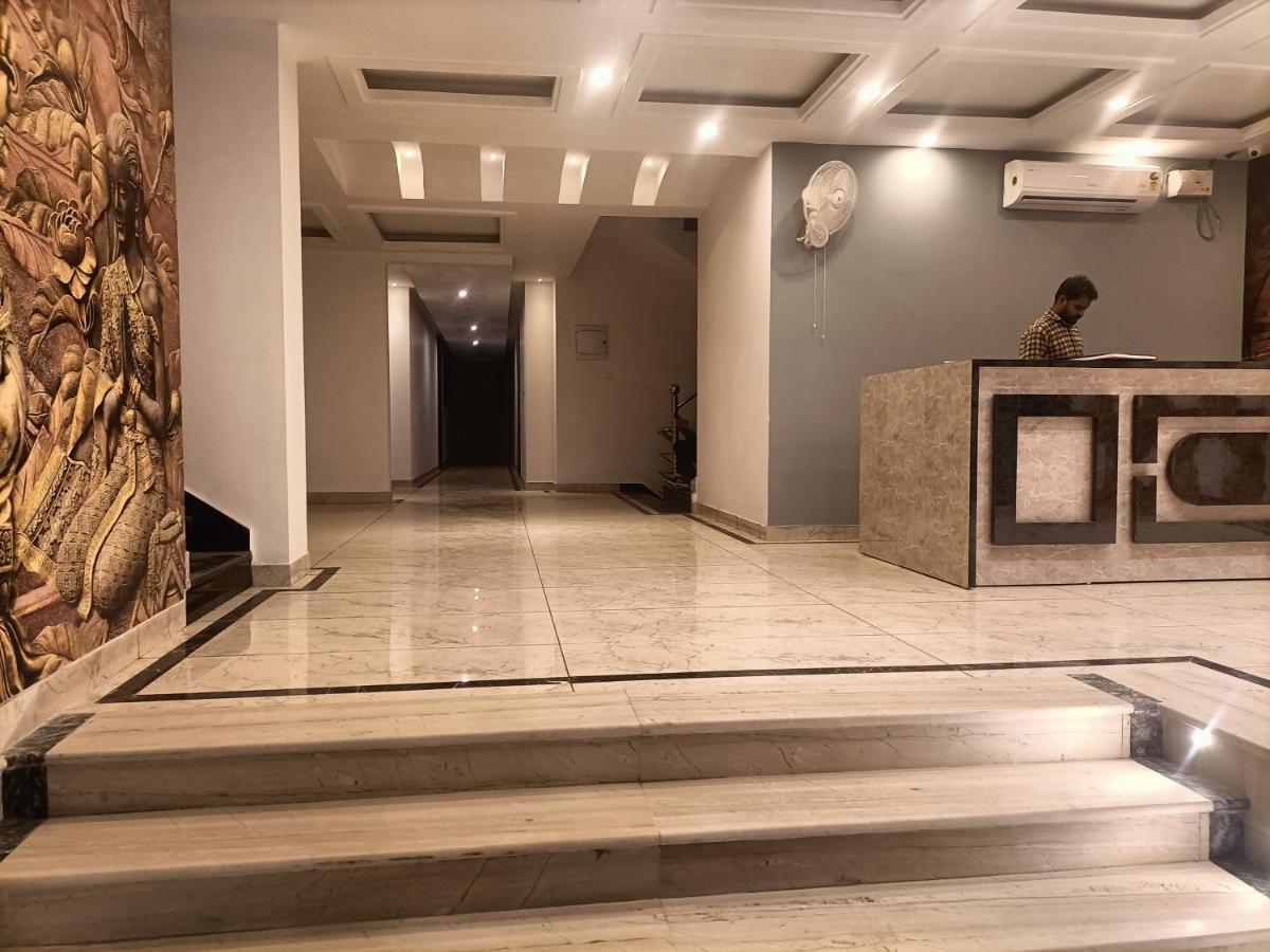 ניו דלהי Hotel Tark Inn Near Igi Airport מראה חיצוני תמונה