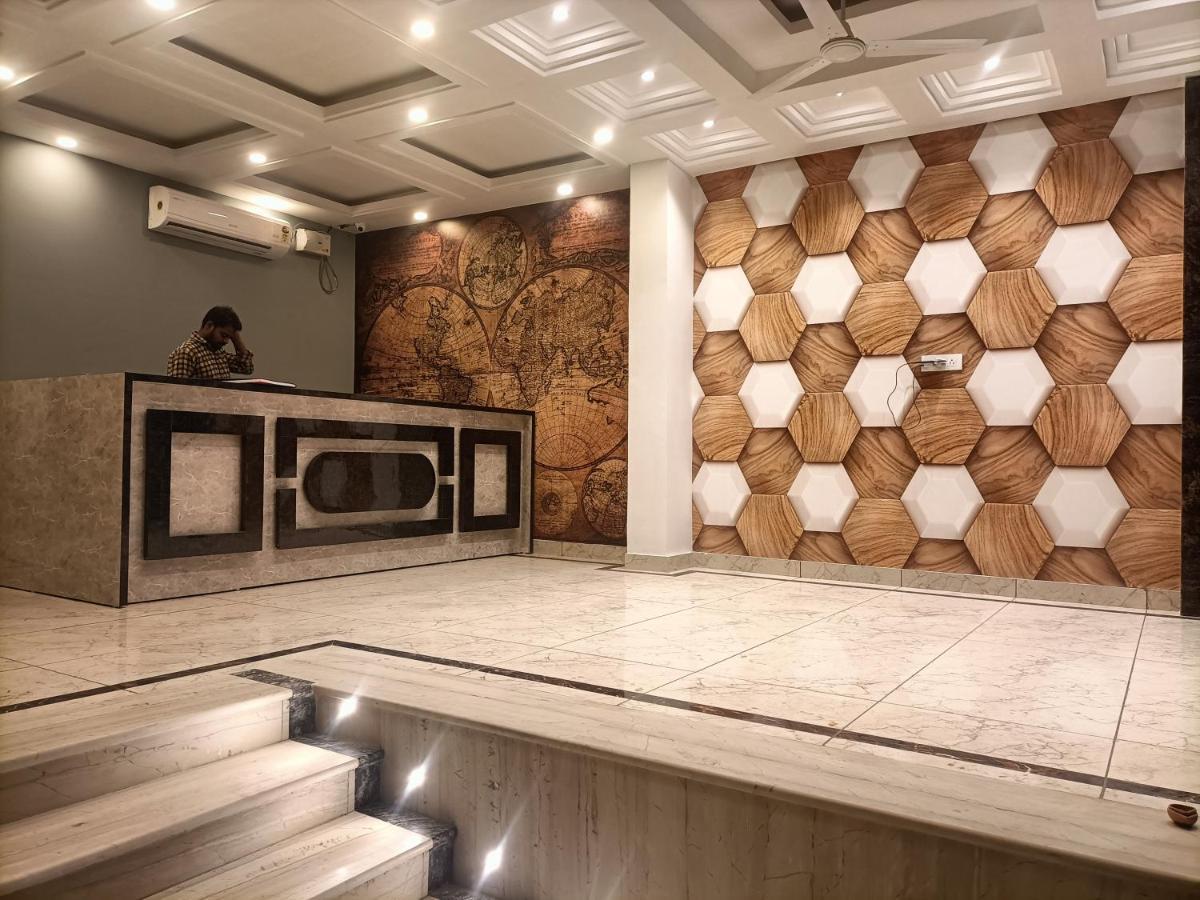 ניו דלהי Hotel Tark Inn Near Igi Airport מראה חיצוני תמונה