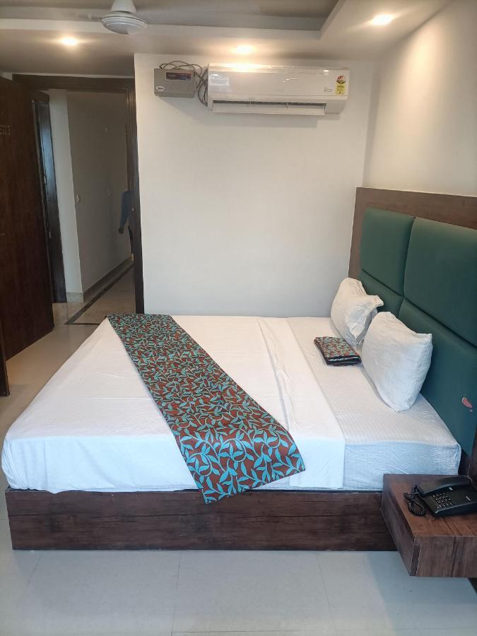 ניו דלהי Hotel Tark Inn Near Igi Airport מראה חיצוני תמונה